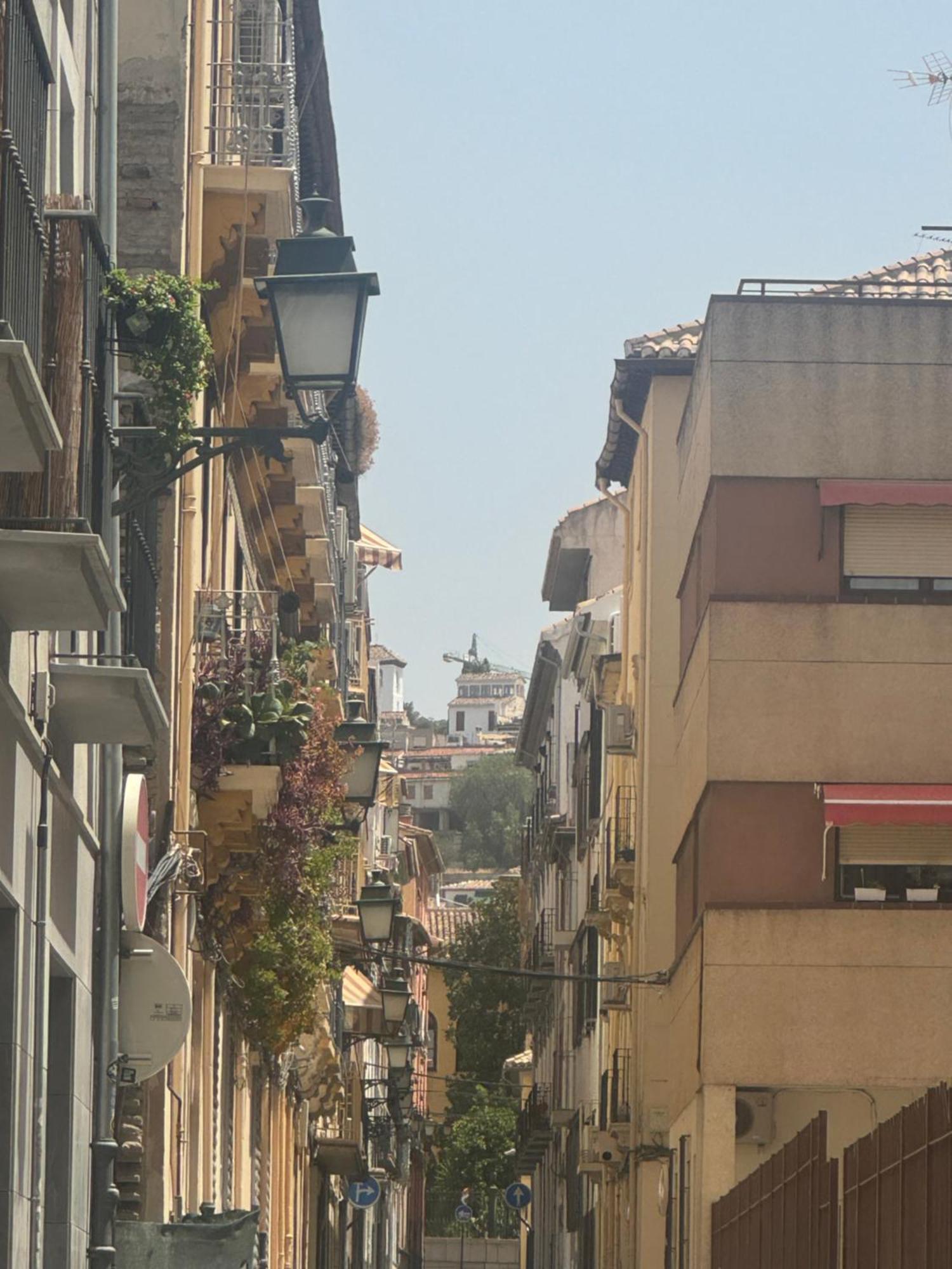 Parking Vigilado Gratis Pleno Centro,Cozy Apartment Granada Picon Center, Recien Reformado מראה חיצוני תמונה