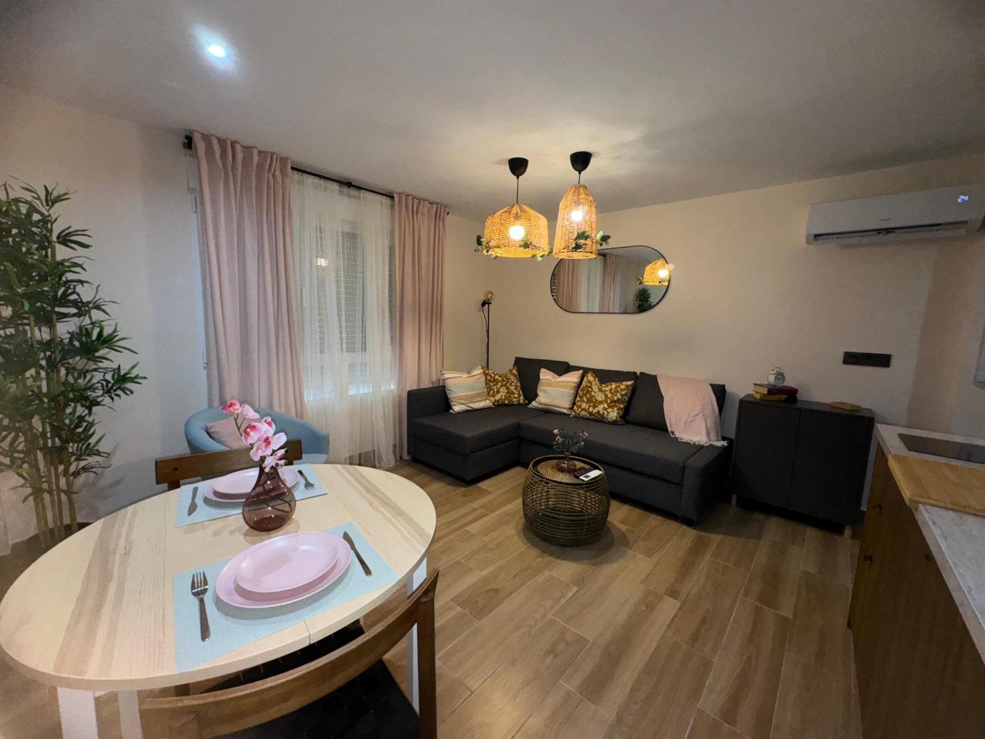 Parking Vigilado Gratis Pleno Centro,Cozy Apartment Granada Picon Center, Recien Reformado מראה חיצוני תמונה